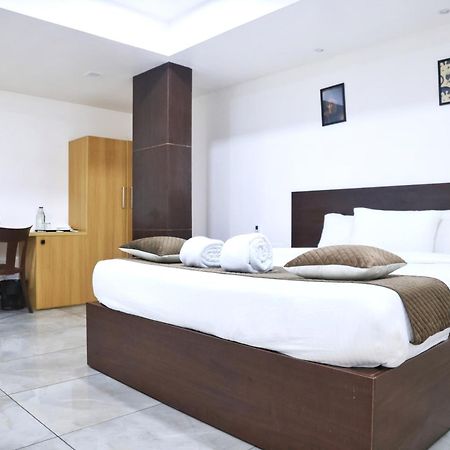 Reach Inn Kochi Kültér fotó