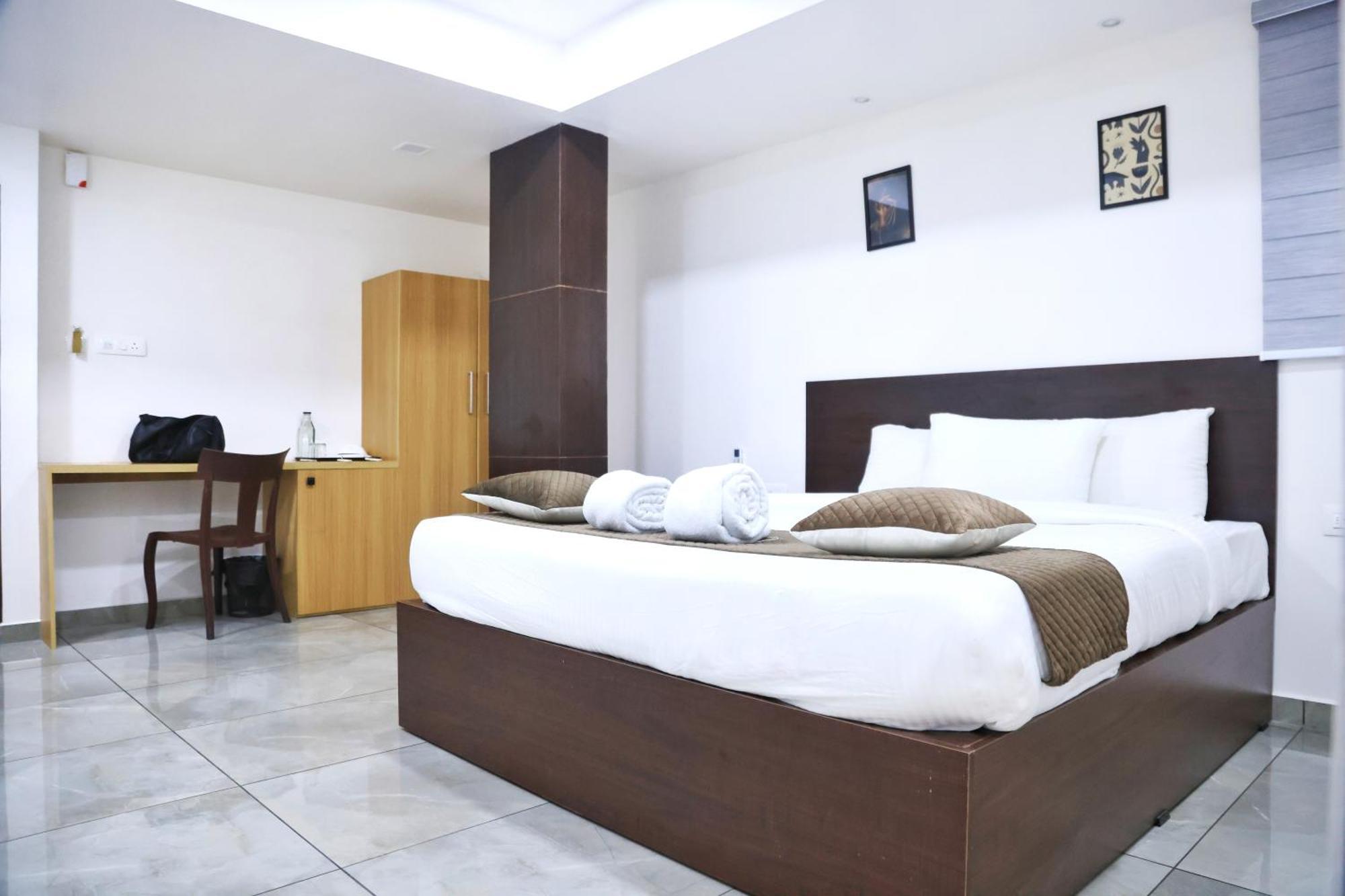 Reach Inn Kochi Kültér fotó